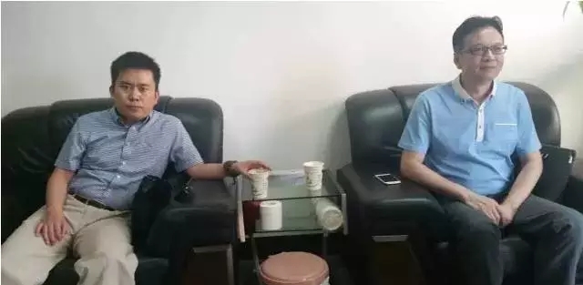 新闻发布会